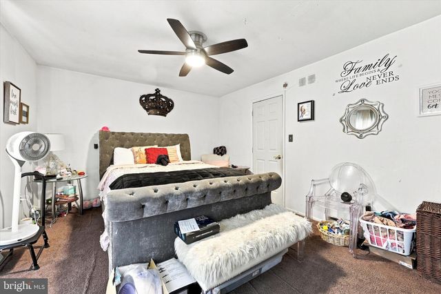 2245 DICKENS TER, Newark, DE 19702