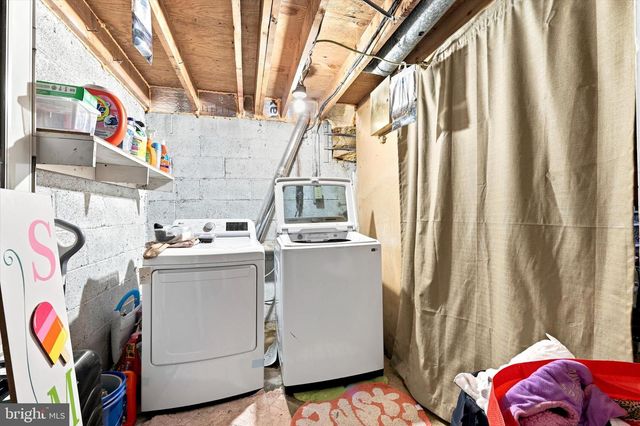 2245 DICKENS TER, Newark, DE 19702