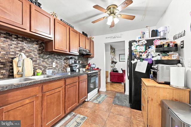 2245 DICKENS TER, Newark, DE 19702