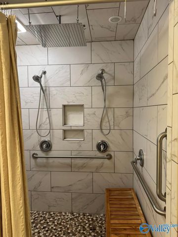 2073 County Road 213, Florence, AL 35633