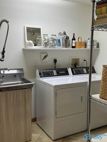 2073 County Road 213, Florence, AL 35633