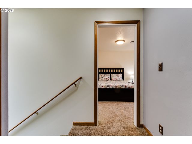 110 CALUMET Ave, Eugene, OR 97404