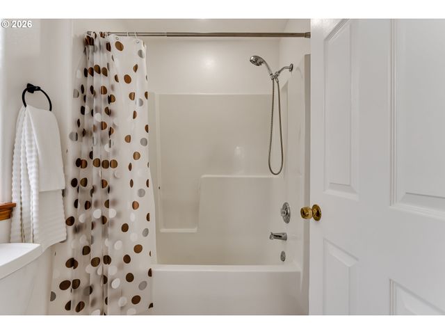 110 CALUMET Ave, Eugene, OR 97404