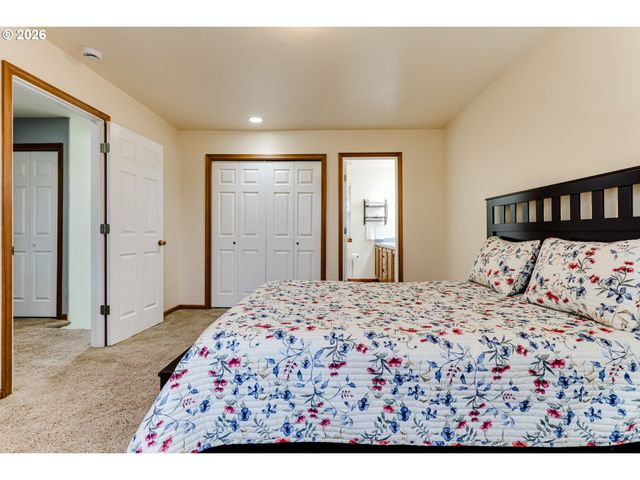 110 CALUMET Ave, Eugene, OR 97404