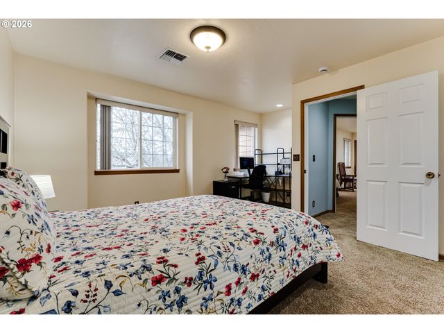 110 CALUMET Ave, Eugene, OR 97404