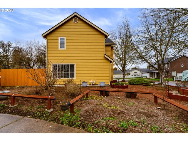 110 CALUMET Ave, Eugene, OR 97404