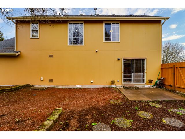 110 CALUMET Ave, Eugene, OR 97404