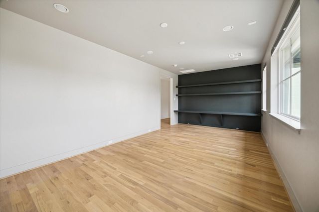 4219 Alba Road, Houston, TX 77018