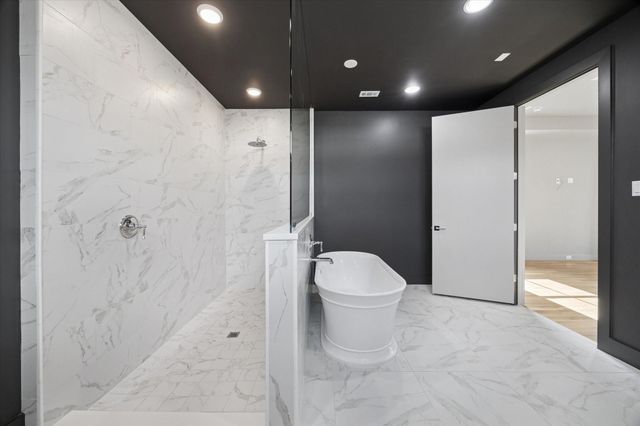 4219 Alba Road, Houston, TX 77018