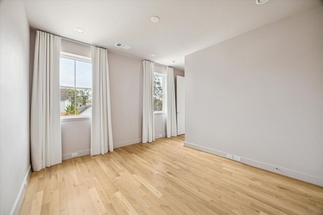 4219 Alba Road, Houston, TX 77018