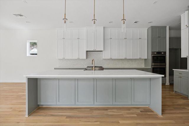 4219 Alba Road, Houston, TX 77018