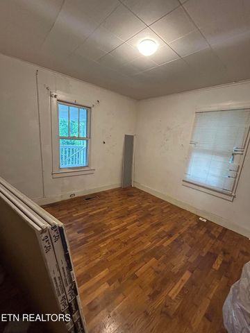 610 Bennett Street St, Sweetwater, TN 37874