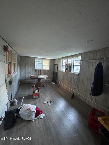 610 Bennett Street St, Sweetwater, TN 37874