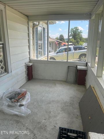 610 Bennett Street St, Sweetwater, TN 37874