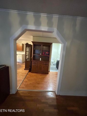 610 Bennett Street St, Sweetwater, TN 37874