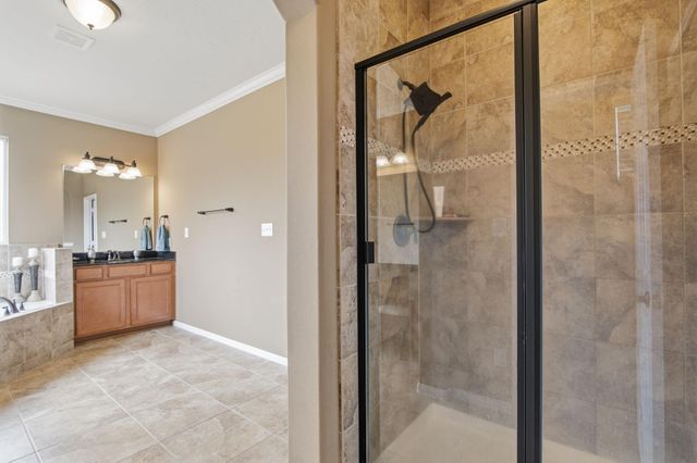 10458 Waterstone Estates Court, Tomball, TX 77375