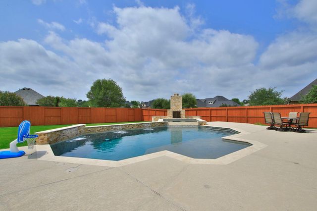 10458 Waterstone Estates Court, Tomball, TX 77375