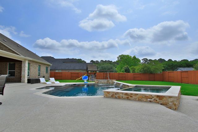 10458 Waterstone Estates Court, Tomball, TX 77375
