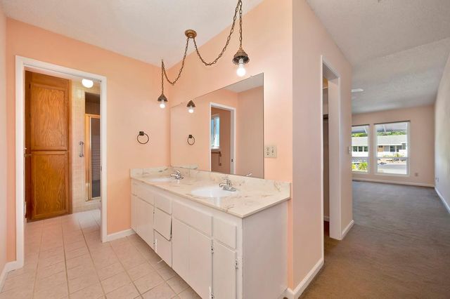 5033 Dory Way, Fair Oaks, CA 95628