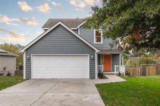 2321 Brett Drive, Lawrence, KS 66049