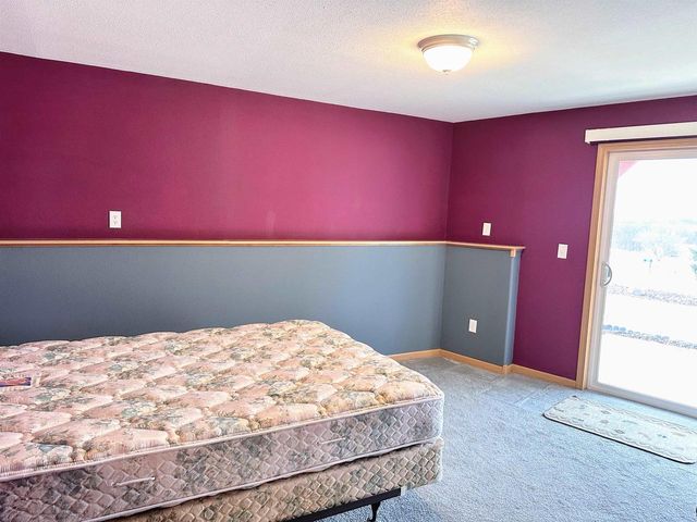 368 Highpointe Loop, Mcgregor, IA 52157