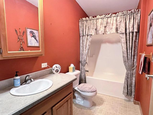 368 Highpointe Loop, Mcgregor, IA 52157