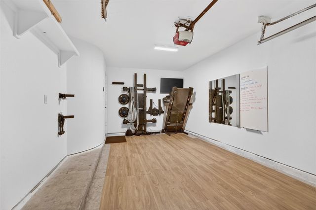2716 Bagby Street, Houston, TX 77006