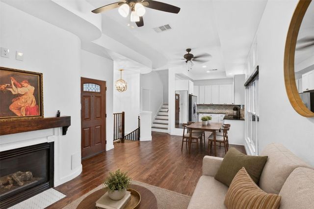 2716 Bagby Street, Houston, TX 77006