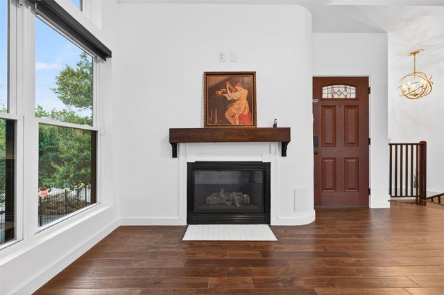 2716 Bagby Street, Houston, TX 77006