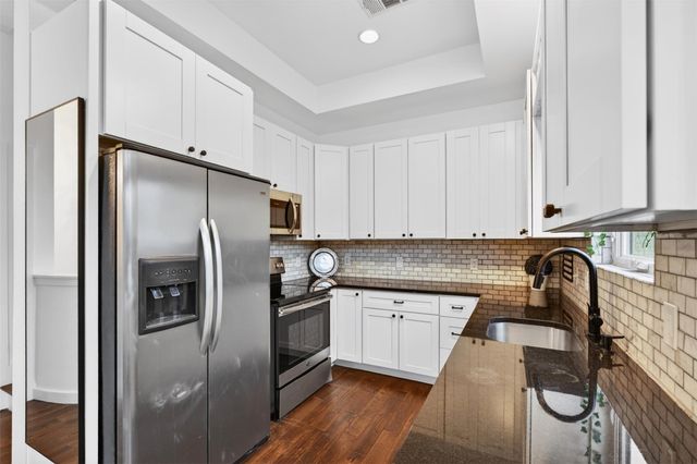 2716 Bagby Street, Houston, TX 77006