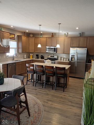 7066 Symphony Drive, Brownsburg, IN 46112