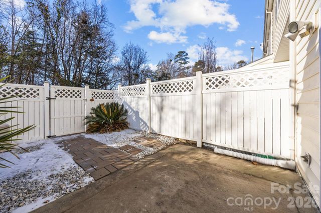 1125 Sienna Sand Way, Fort Mill, SC 29708