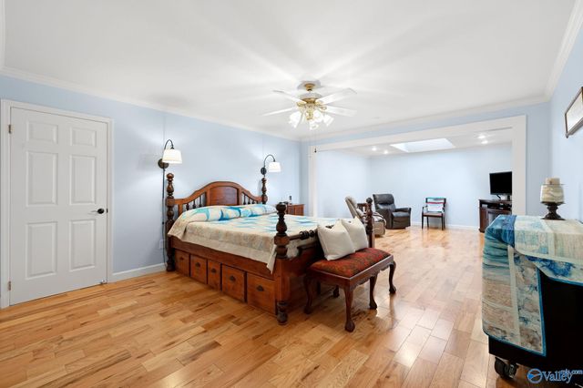 3018 Woodvue Road, Guntersville, AL 35976