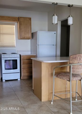 1097 S Stone Avenue, Superior, AZ 85173