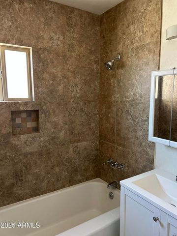 1097 S Stone Avenue, Superior, AZ 85173