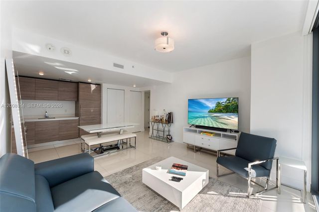 1300 S Miami Ave 2907, Miami, FL 33130