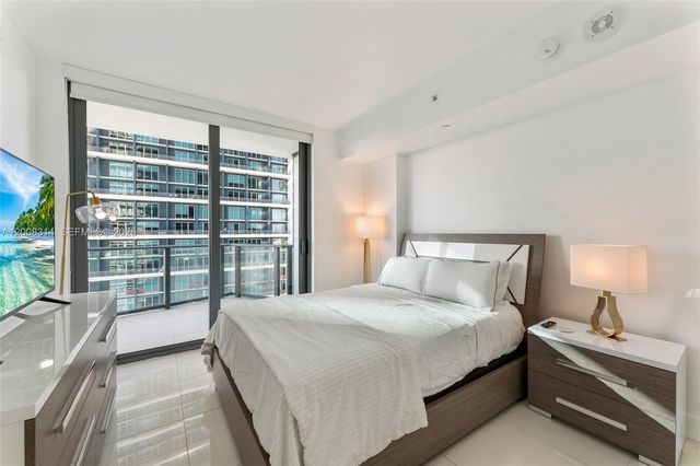 1300 S Miami Ave 2907, Miami, FL 33130