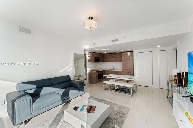 1300 S Miami Ave 2907, Miami, FL 33130