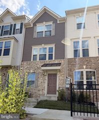 9827 POSTERITY LN, Montgomery Village, MD 20886