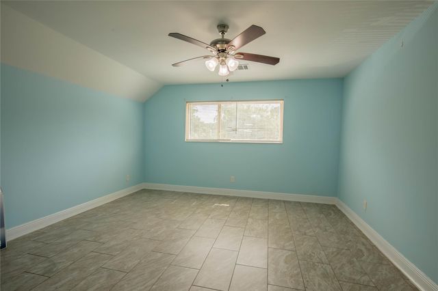 5611 Long Creek Lane, Houston, TX 77088