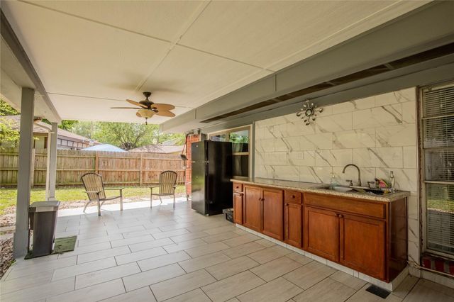 5611 Long Creek Lane, Houston, TX 77088