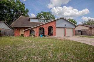 5611 Long Creek Lane, Houston, TX 77088