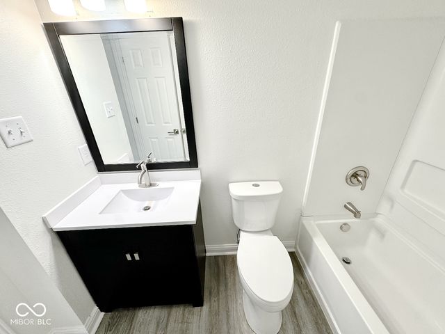 14463 Lee Stewart Lane, Fishers, IN 46038