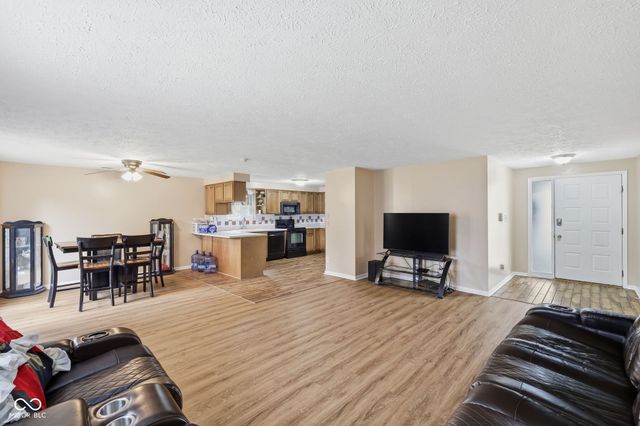 3220 Lacy Court, Indianapolis, IN 46227