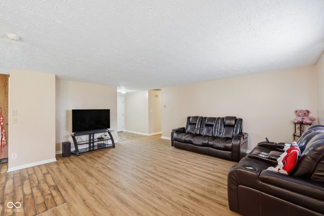 3220 Lacy Court, Indianapolis, IN 46227