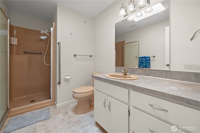 1781 NE 11th Avenue, Oak Harbor, WA 98277