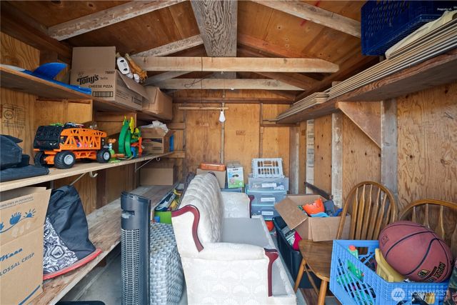 1781 NE 11th Avenue, Oak Harbor, WA 98277