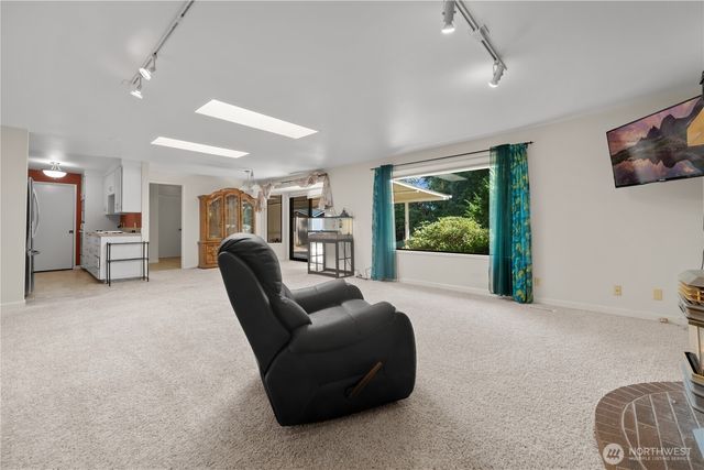 1781 NE 11th Avenue, Oak Harbor, WA 98277