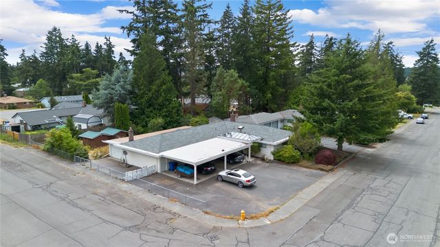 1781 NE 11th Avenue, Oak Harbor, WA 98277