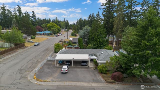 1781 NE 11th Avenue, Oak Harbor, WA 98277
